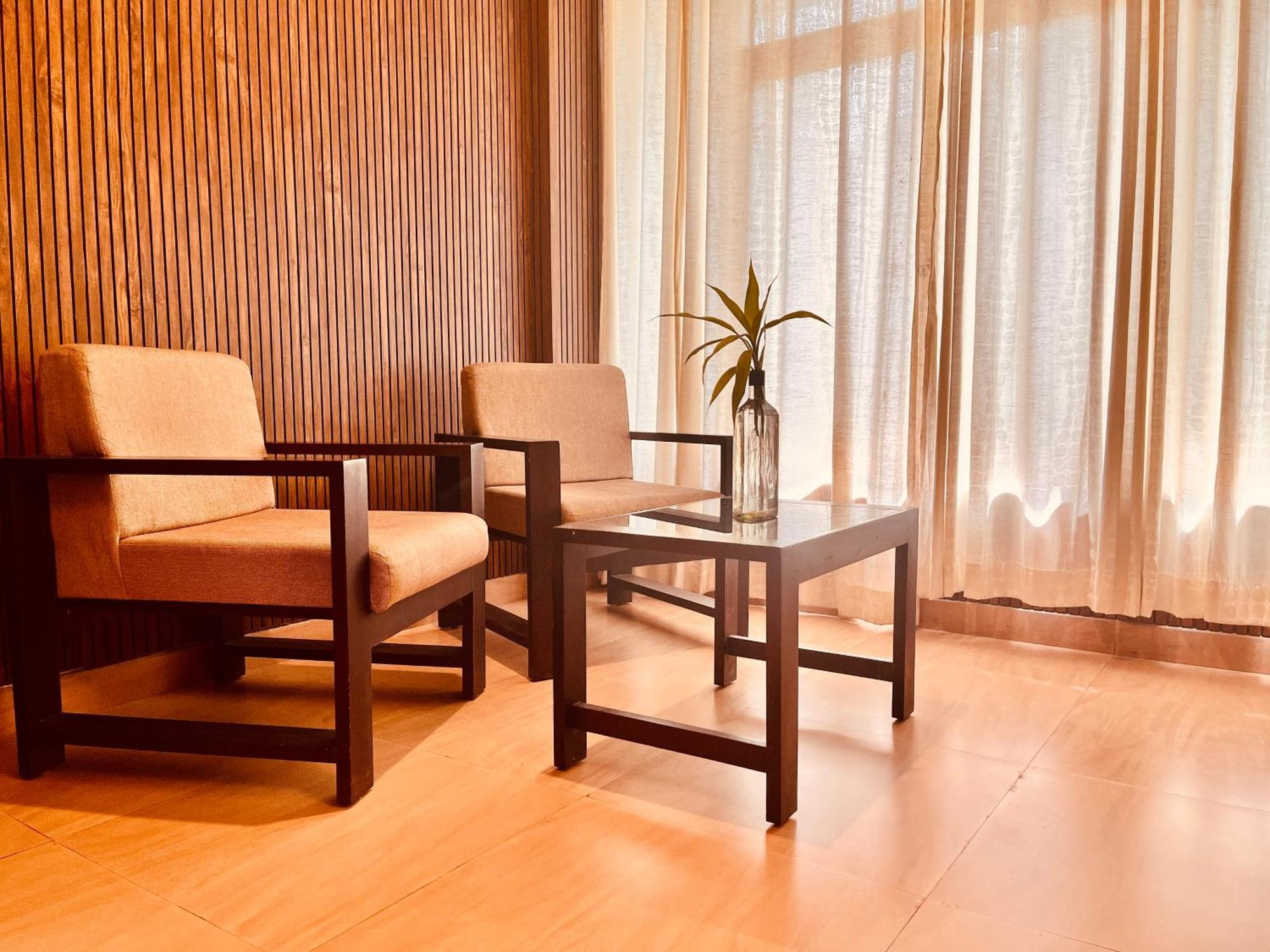Pearl Grand Boutique Cottage In Omaxe Anandam Vrindavan - #Premium Ac Rooms With Balcony #Big Parking #Lift #Garden #Peaceful Area #Near Prem Mandir #Property Of The Year #Most Awarded Kültér fotó
